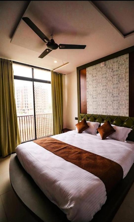 Hotel Laakhan By Ghumo Udaipur Extérieur photo