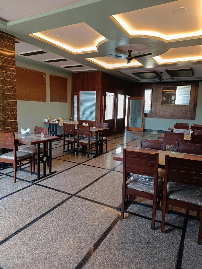 Hotel Laakhan By Ghumo Udaipur Extérieur photo